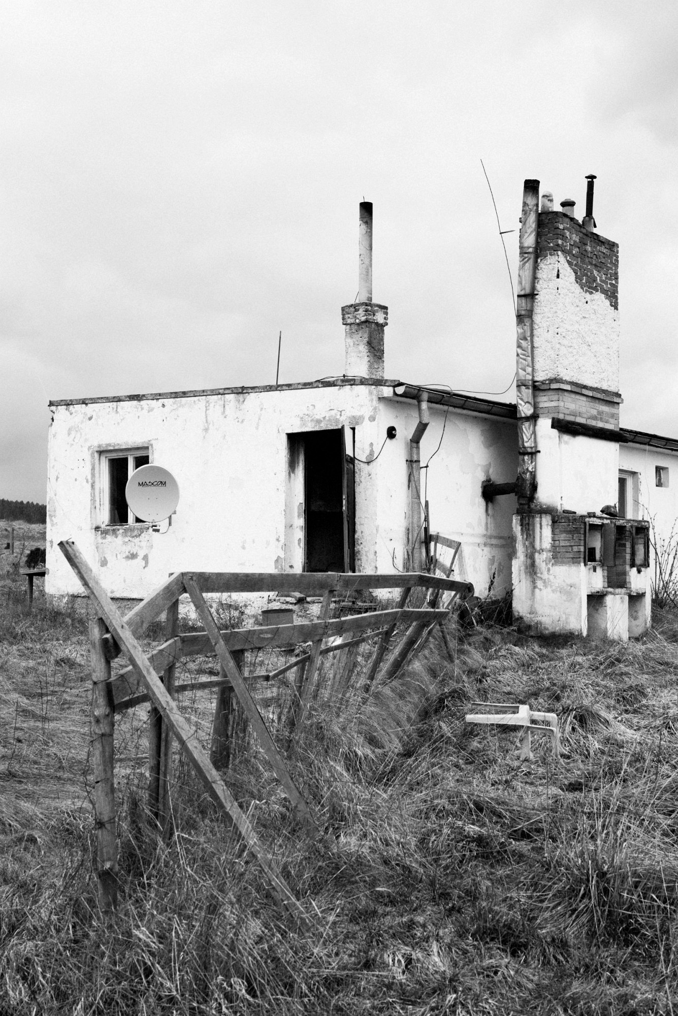 2018-04-01-00639-alb