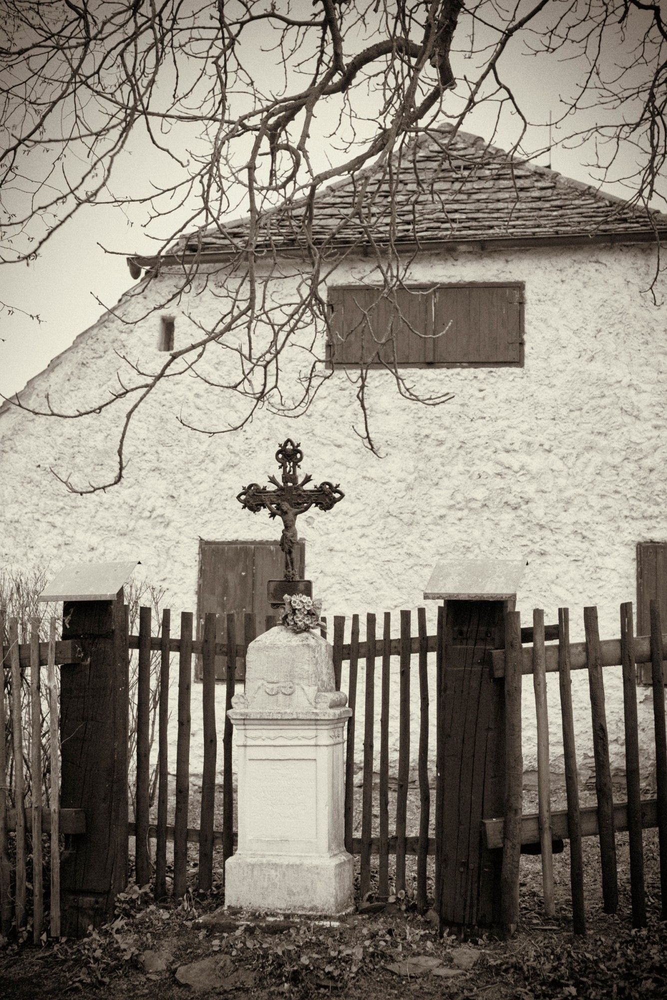 2018-04-01-00788-alb