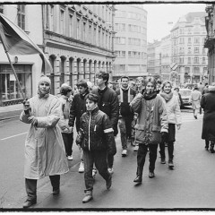 DSC2995 : Listopad 1989, Narodni